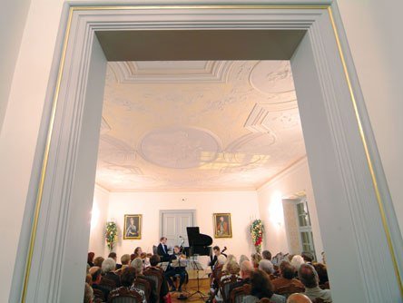 Barocksaal im Vöhlin-Schloss