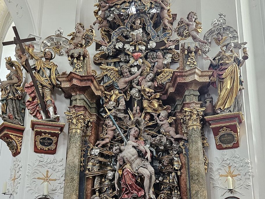 17511417_rechter-seitenaltar_20250727.jpg