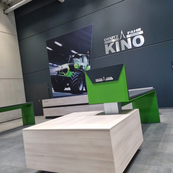 Deutz-Fahr-Kino