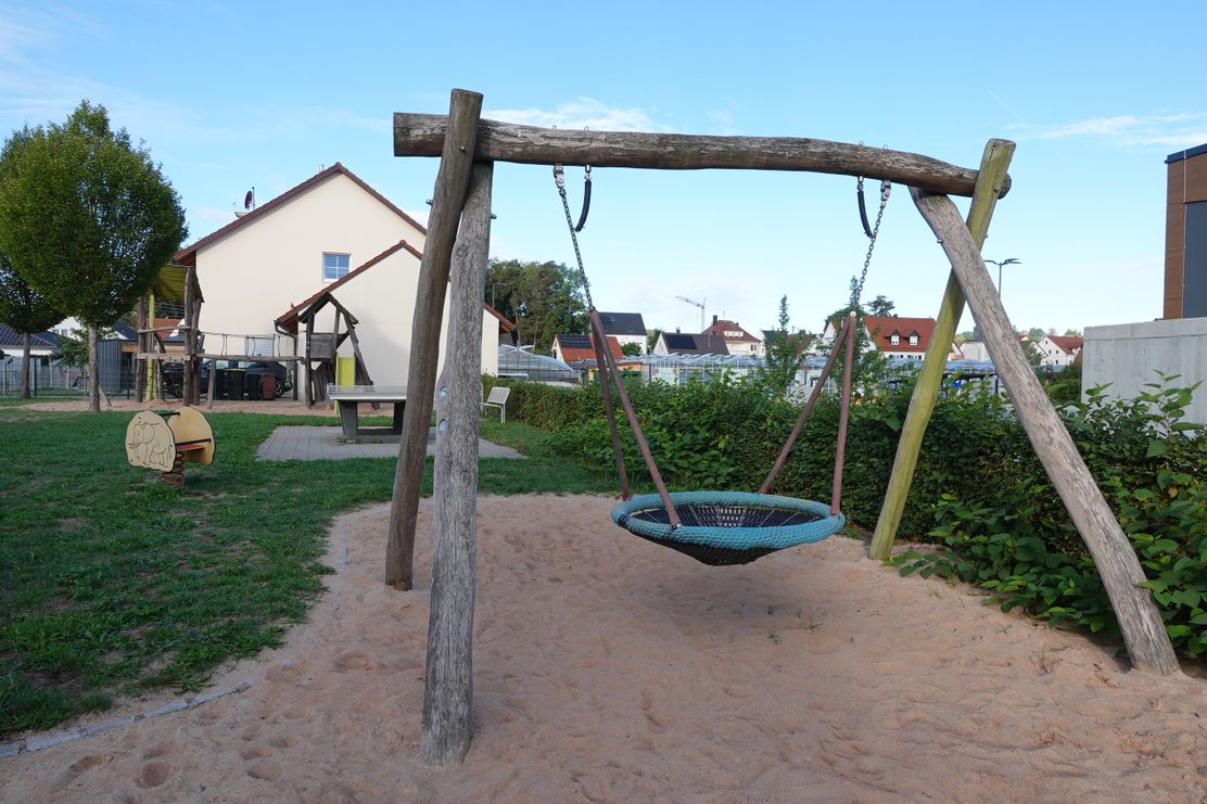 Spielplatz Riedweg (1).JPG