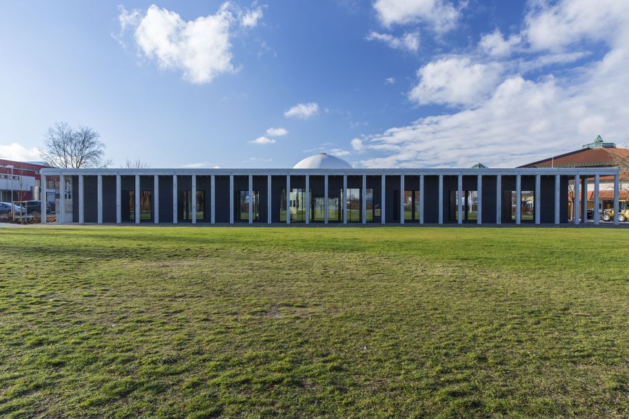 Schacht auf dem Lechfeld-Infopavillon