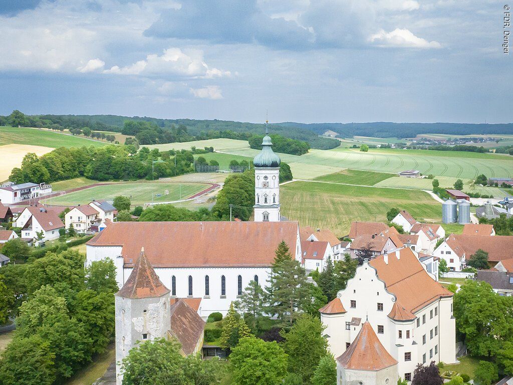 Kath. Pfarrkirche St. Peter und Paul