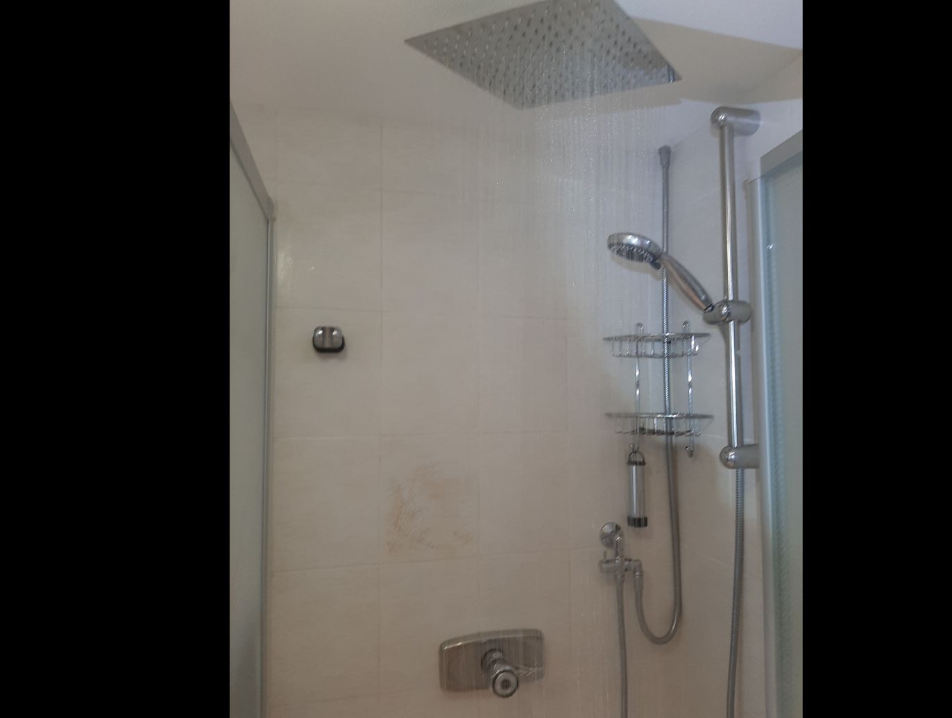 Bad, Sanitär, WC / Dusche mit Thermobatterie und Rainfunktion