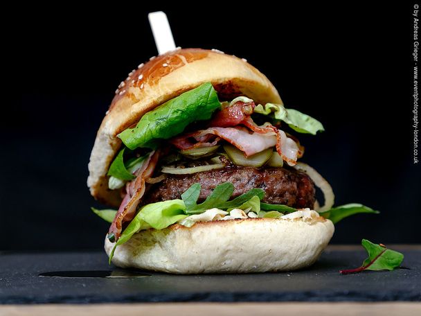 8699669_krone_burger.jpg