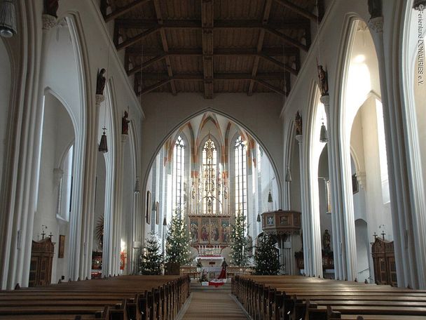 14171881_stsalvator-noerdlingen-innen_1.jpg