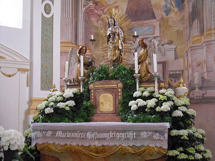 14177539_marienaltar-st-maria-unterschneidheim_1.jpg