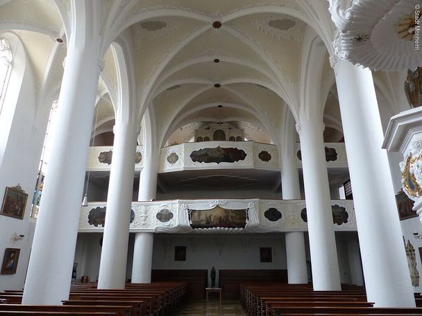 17101795_stadtpfarrkirche-monheim-empore.jpg