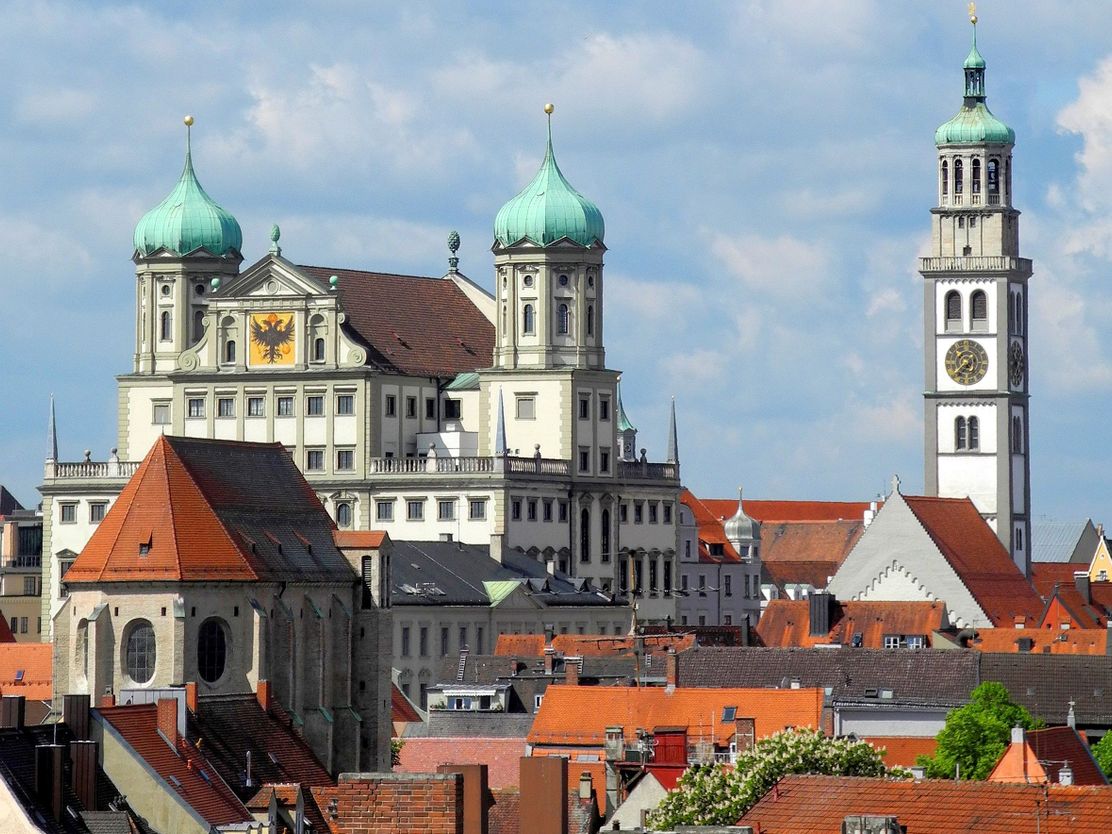 rathaus-und-perlachturm-bild-regio-augsburg-tourismus-gmbh-rudolf-grillhiesl