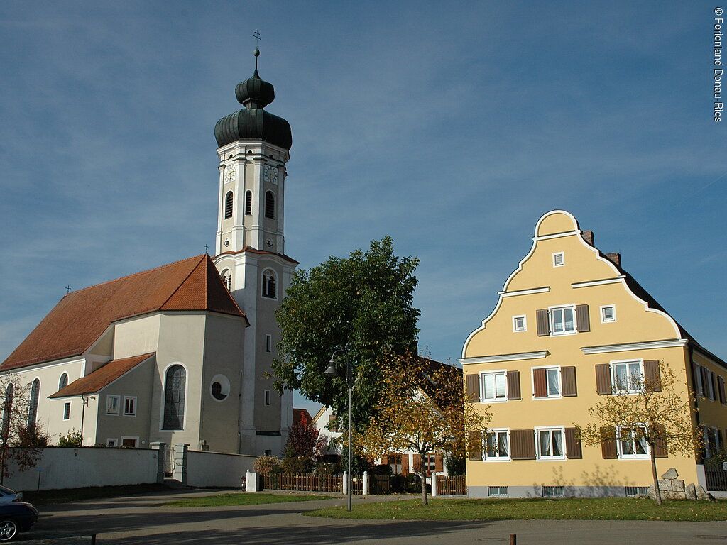 Kath. Pfarrkirche Mariä Himmelfahrt