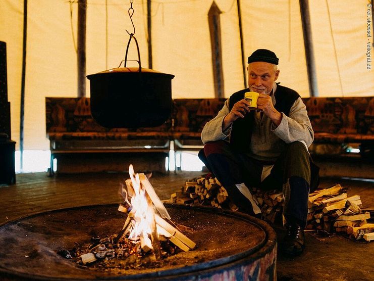 Märchen, Zelt und Lagerfeuer