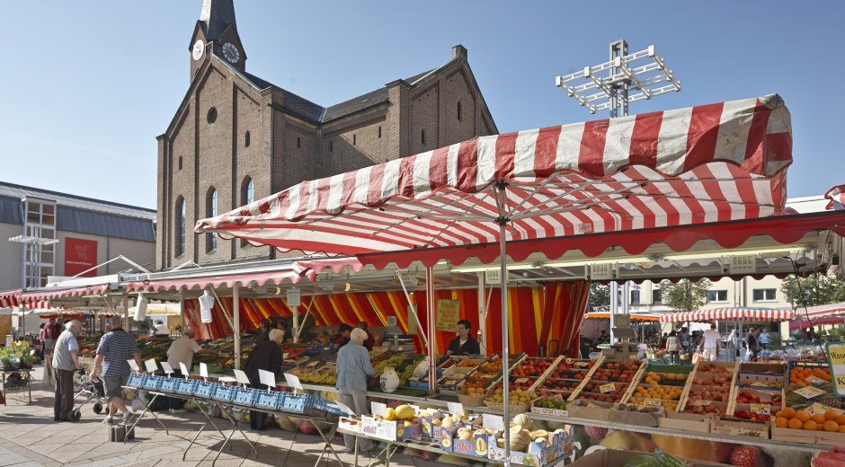 Neu-Ulm - Wochenmarkt © Stadtarchiv Ulm