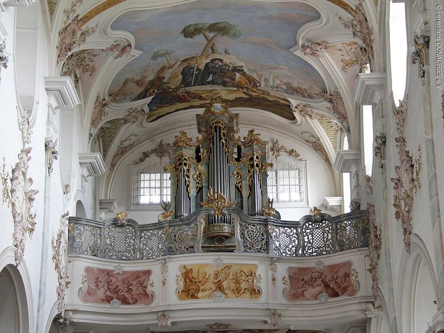 14159727_orgelempore-st-martin-moenchsdeggingen_1.jpg