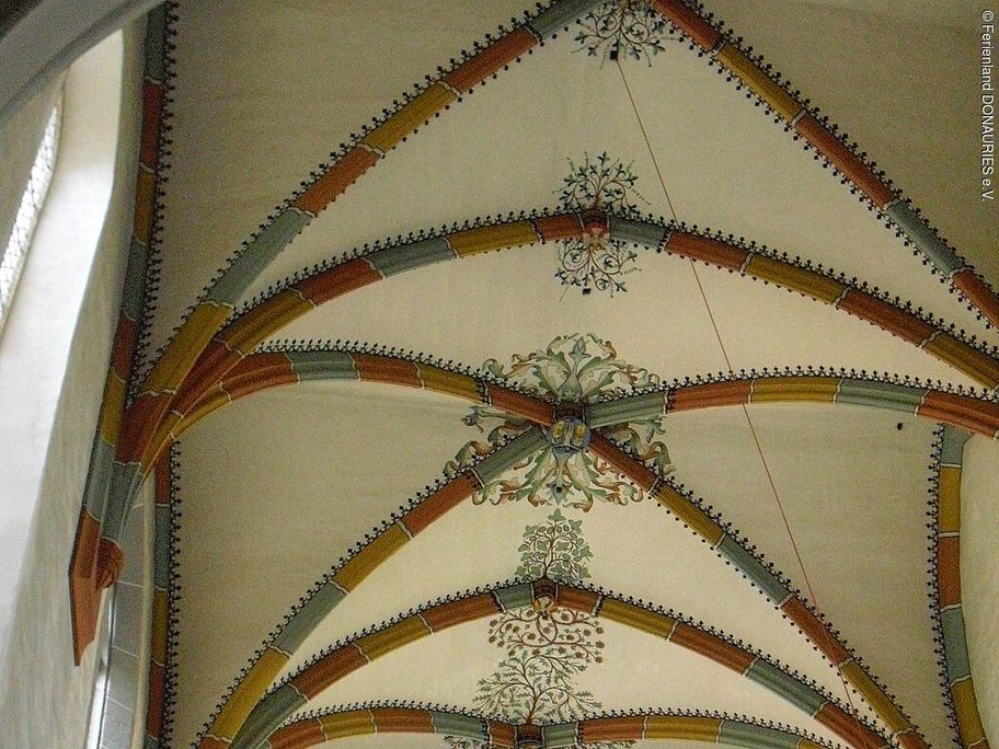 14171885_kreuzrippengewoelbe-st-salvator-noerdlingen_1.jpg