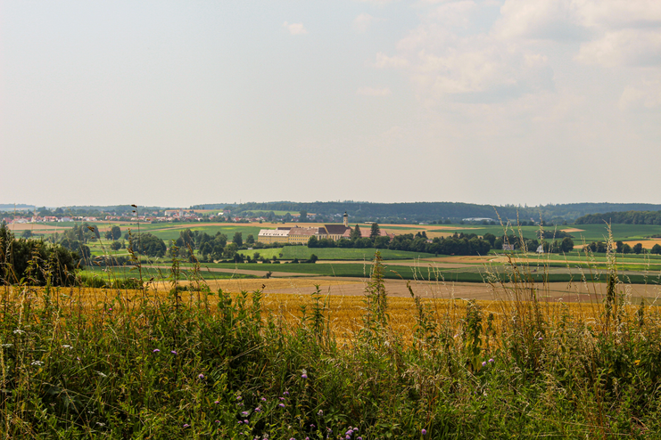 Blick auf Kloster Maria Medingen
