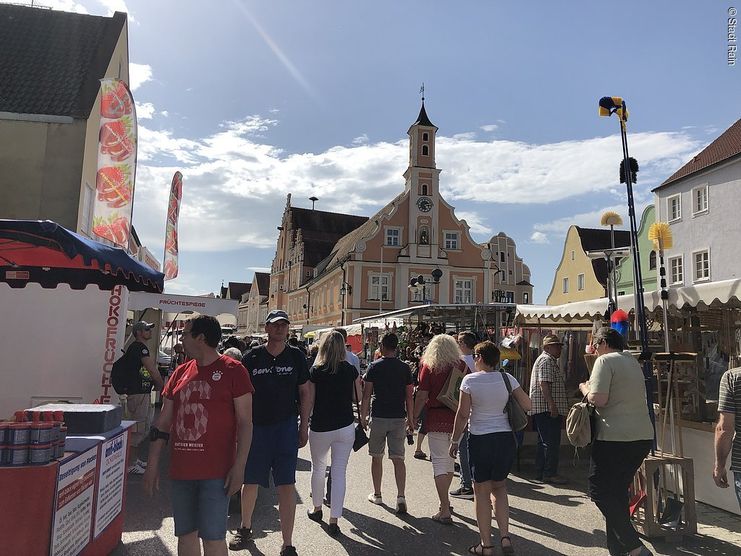 Maimarkt in Rain