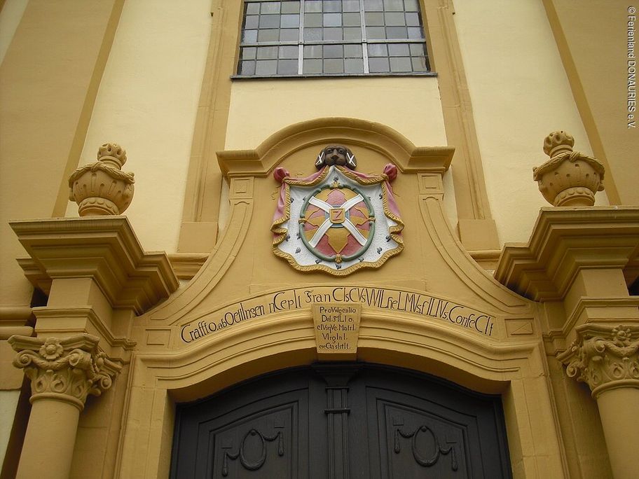 14177543_eingang-st-maria-unterschneidheim_1.jpg