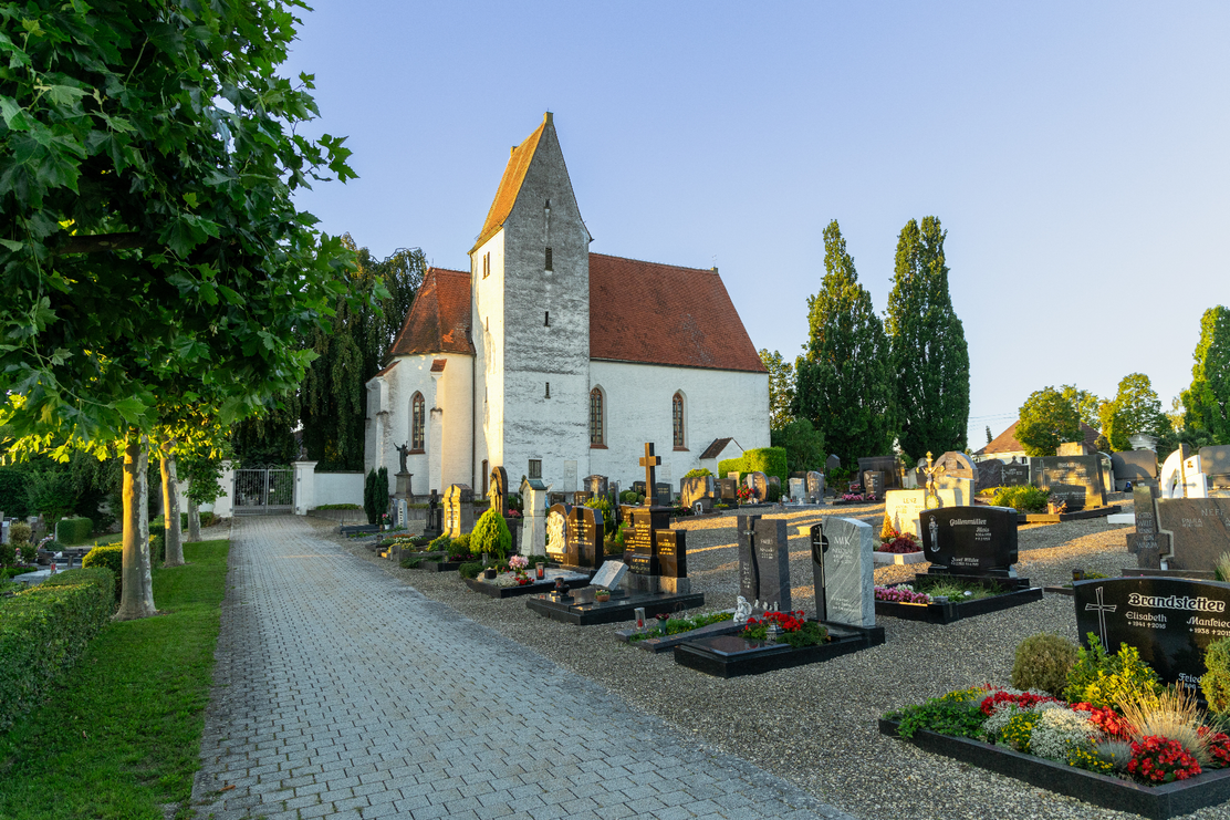 Friedhofskirche St. Salvator Höchstädt
