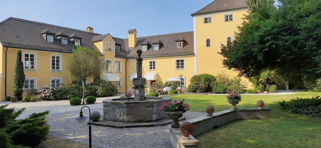Tag des offenen Denkmals - Turmkapelle und Renaissancebrunnen des ehemaligen Fuggerschlosses