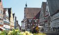 Historische Fachwerk- und Barockfassaden am Marktplatz von Oettingen © Werner Rensing