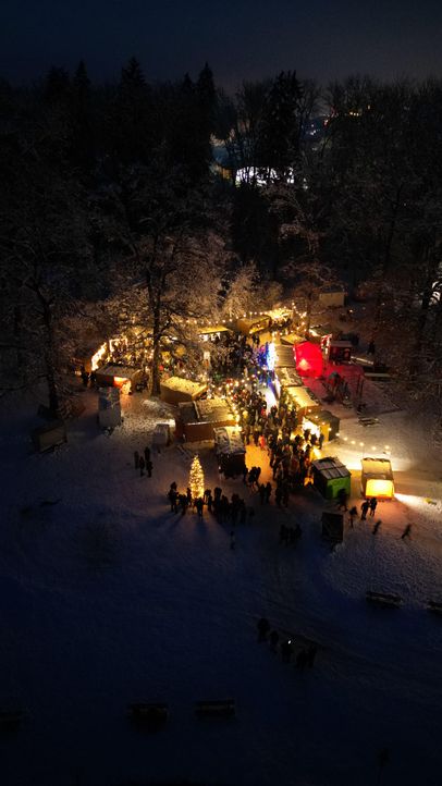 13. romantischer Weihnachtsmarkt am Waldsee in Senden